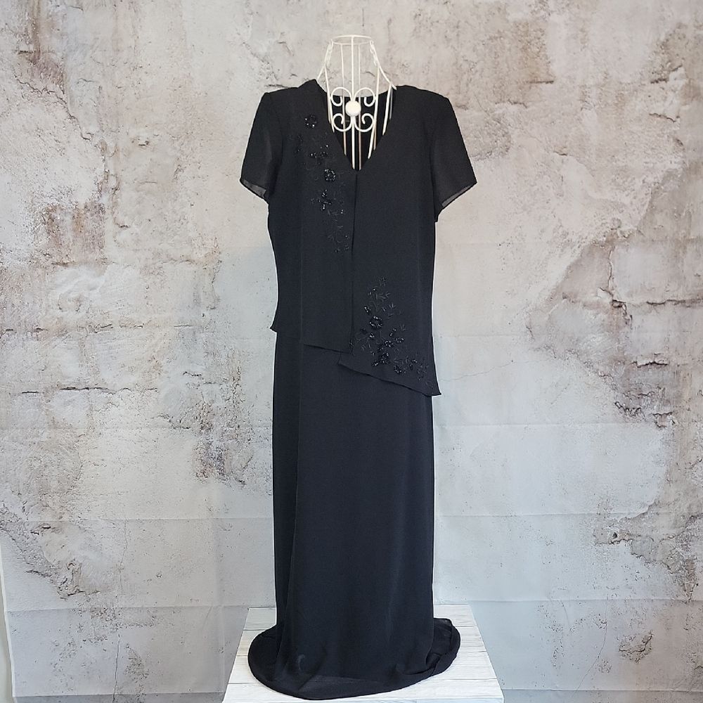 Sandra Darren Black Maxi Dress Special Ocassion Beaded Accents Womens Size 16